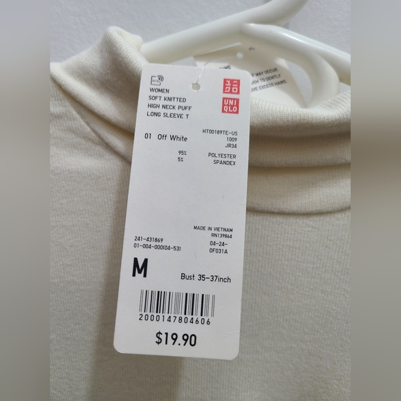 Uniqlo T shirt soft knitt high neck puff long sleeves - Picture 2 of 5